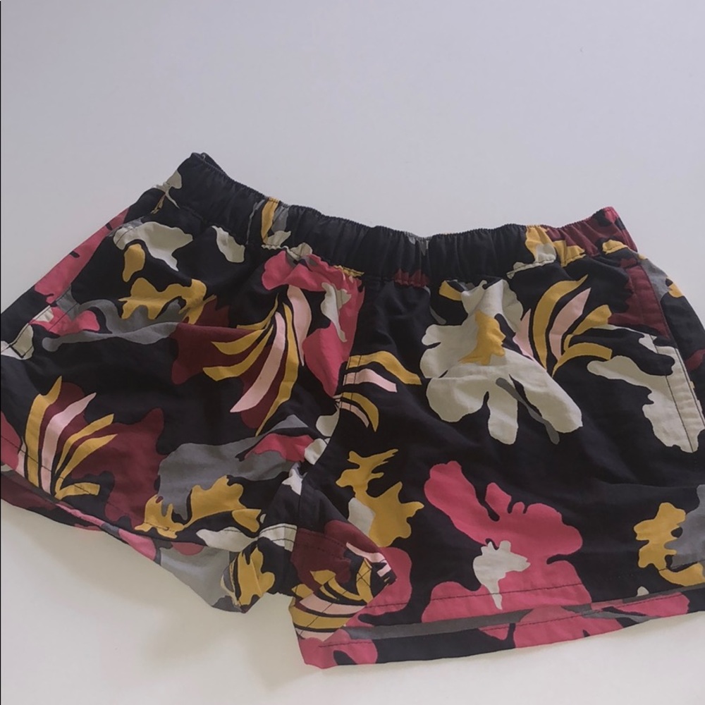 Patagonia shorts NWOT